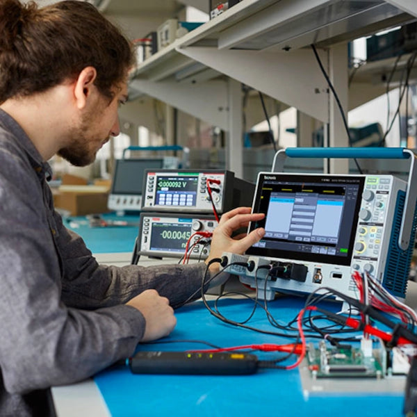 Tektronix MDO3 Series Mixed Domain Oscilloscopes